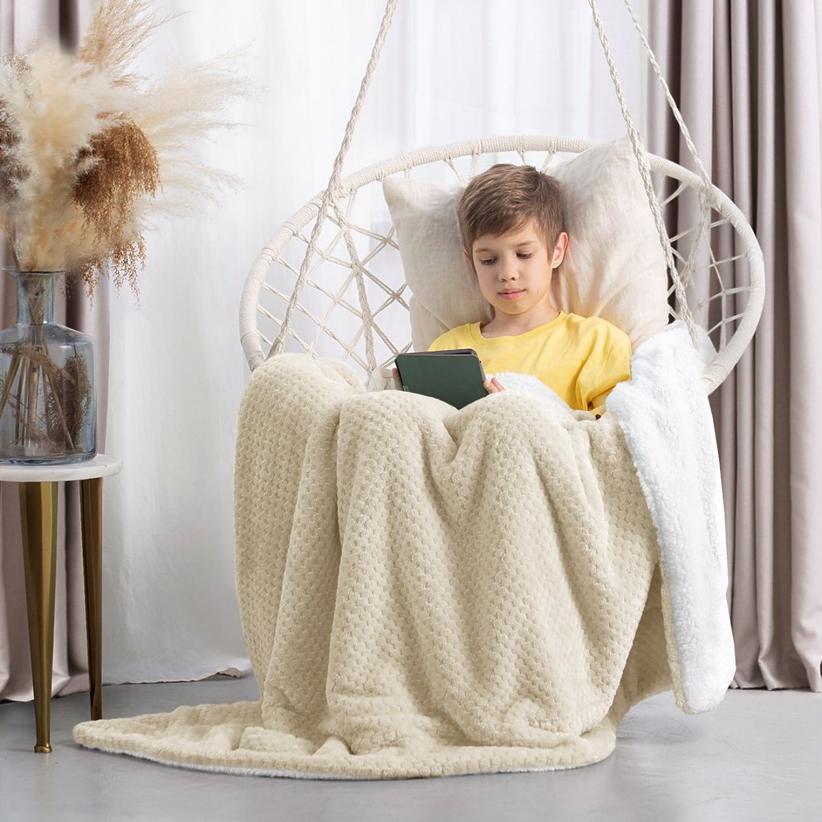 Coperta SHLEEPY colore beige con motivo jacquard stile classico 220x240