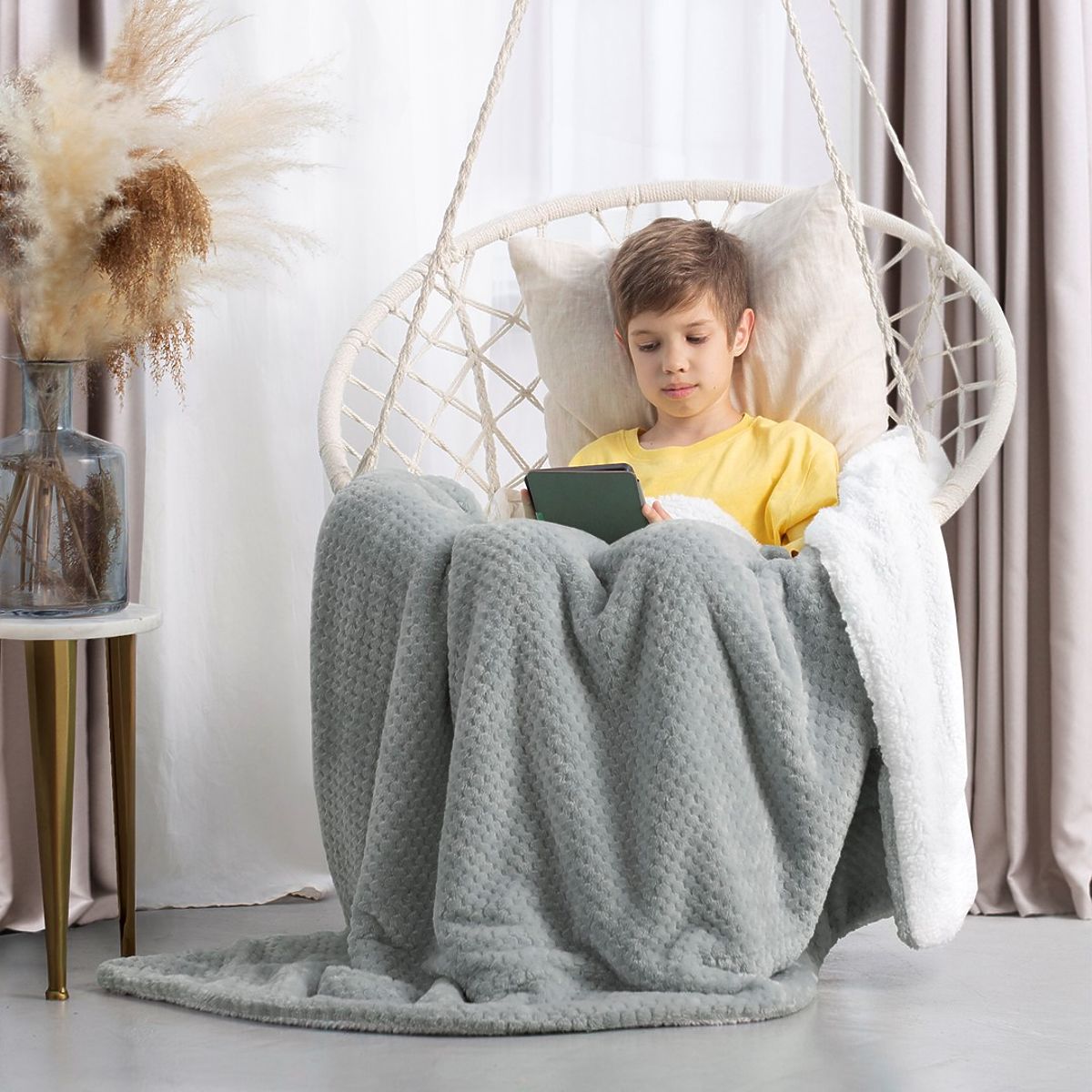 Coperta SHLEEPY colore grigio con motivo jacquard stile classico 220x240