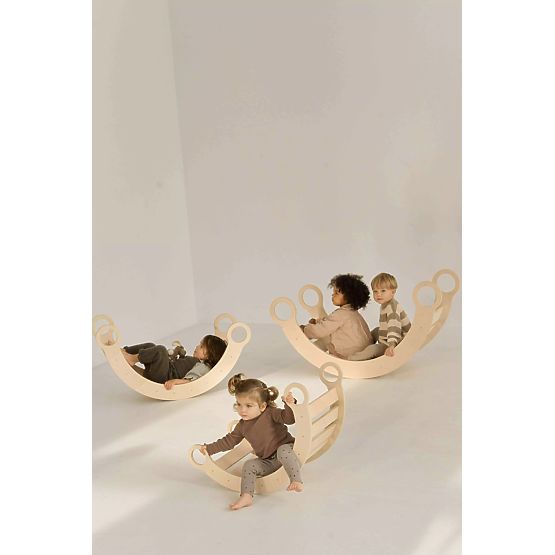 Altalena Montessori in legno con scivolo/scala M - naturale