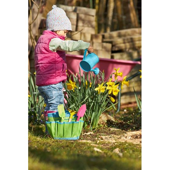 Attrezzi da giardinaggio in una borsa