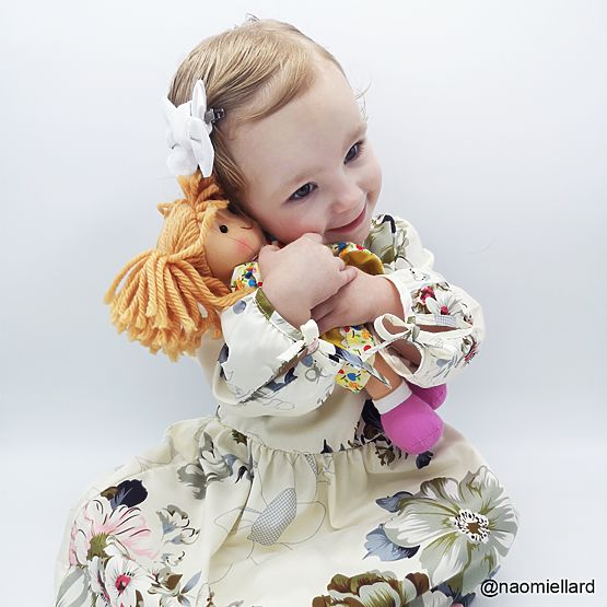 Bigjigs Toys Bambola in stoffa Daisy 28 cm