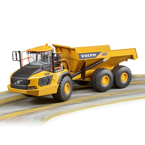 Bruder Dumper Articolato Volvo A60H in scala 1:16 - confezione danneggiata