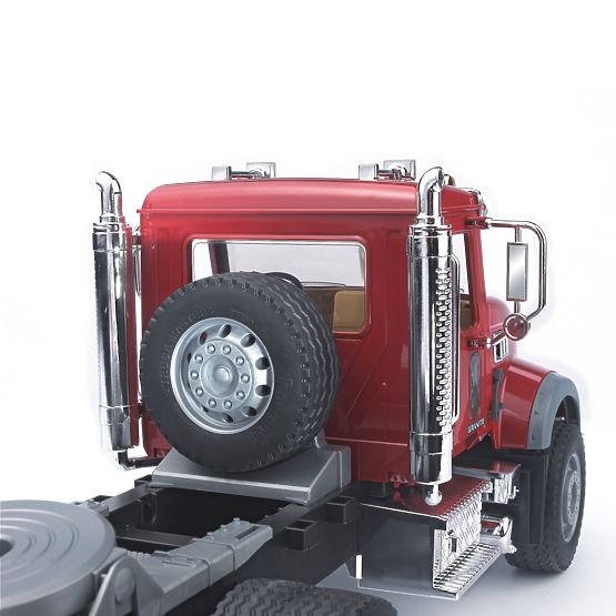 Camion Bruder MACK Granit con rimorchio e trattore JCB
