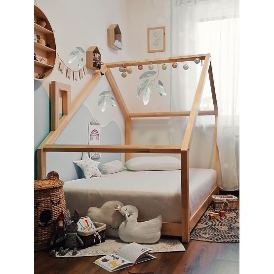 Letto per bambini a forma di casa Mila Chimney