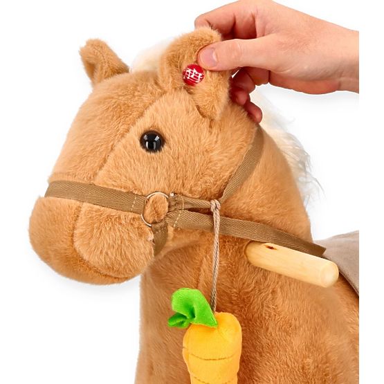 Cavallo a dondolo con carota