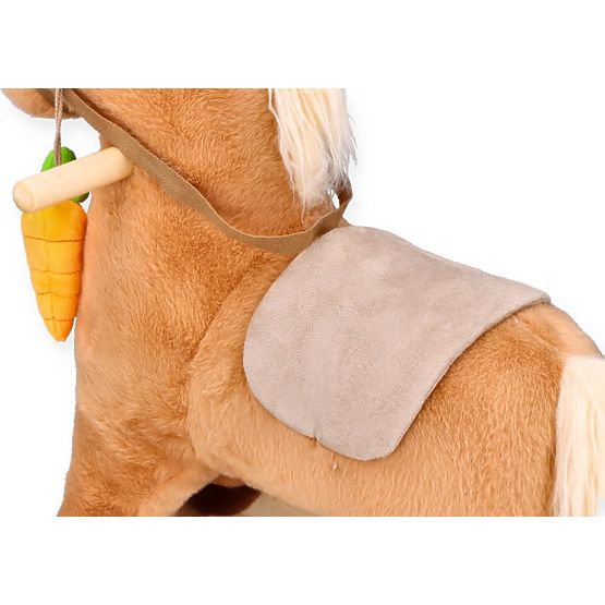 Cavallo a dondolo con carota