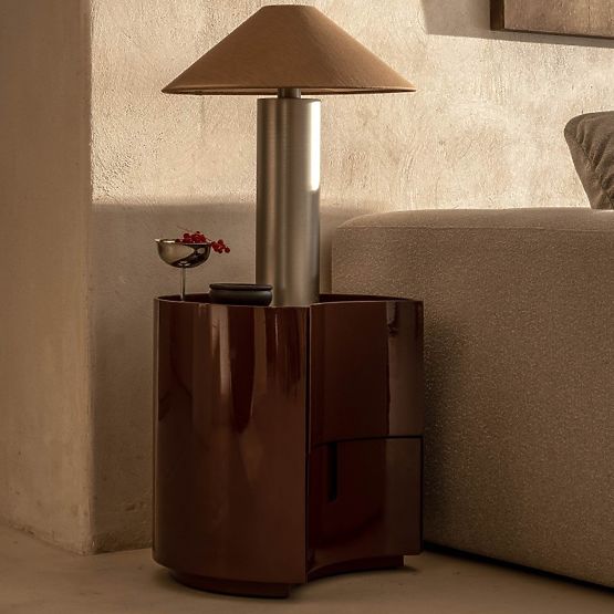 Comodino con cassetti Vena, bordeaux/marrone, arrotondato, lucido