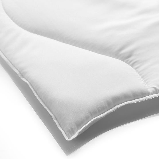 Coperta INEZ colore bianco caro stile classico decoking