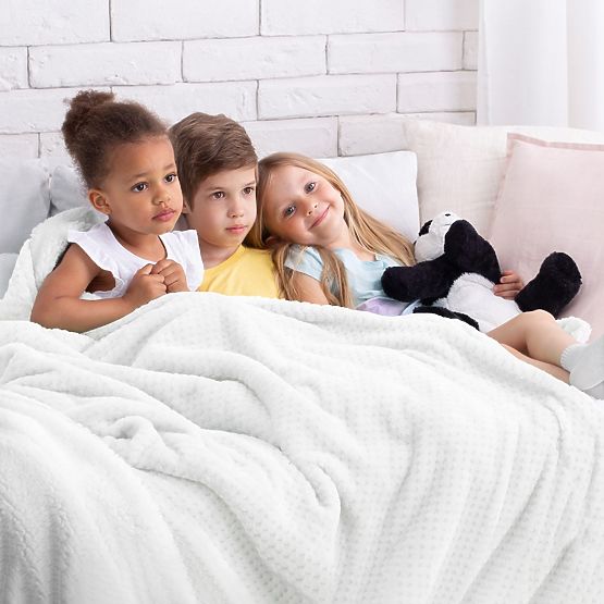 Coperta SHLEEPY bianca con rilievo jacquard stile classico 220x240