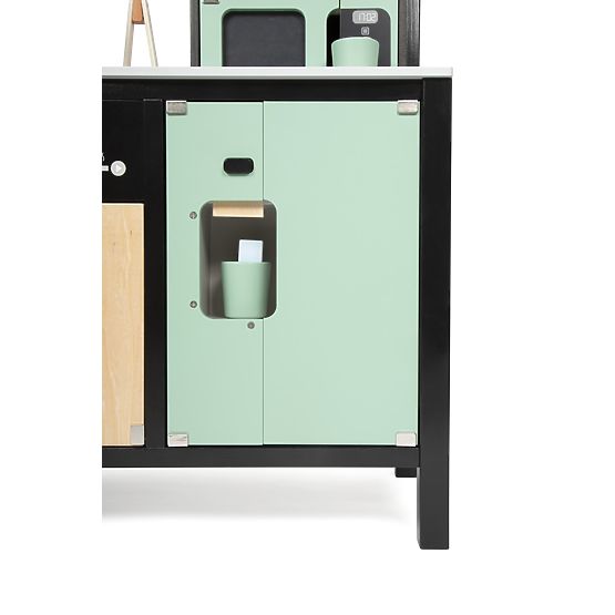 Cucina industriale per bambini con isola