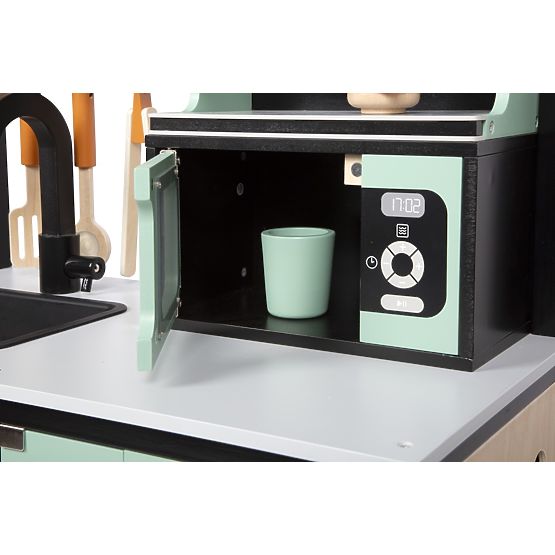 Cucina industriale per bambini con isola