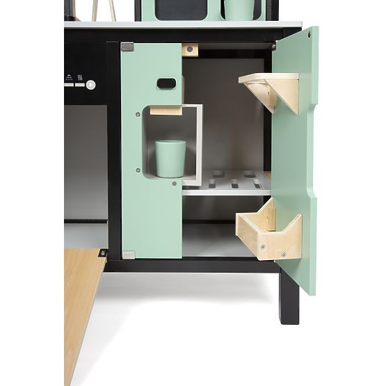 Cucina industriale per bambini con isola