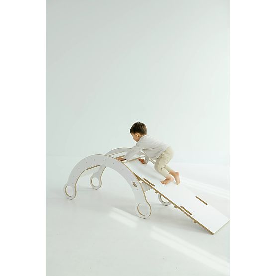 Altalena in legno Montessori con scivolo/scala L - bianco