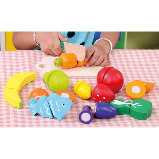 Frutta e verdura in legno da affettare