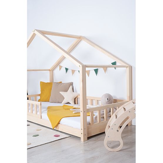 Letto a casetta con barriera Leola Hip - naturale