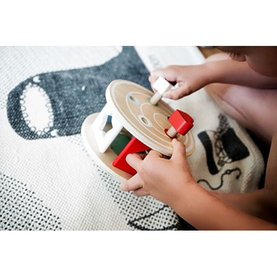 Lumaca con scatola di smistamento su corda Montessori