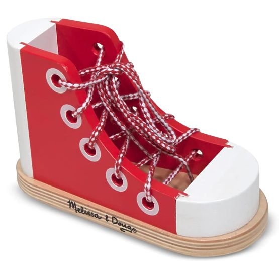 Scarpa con lacci