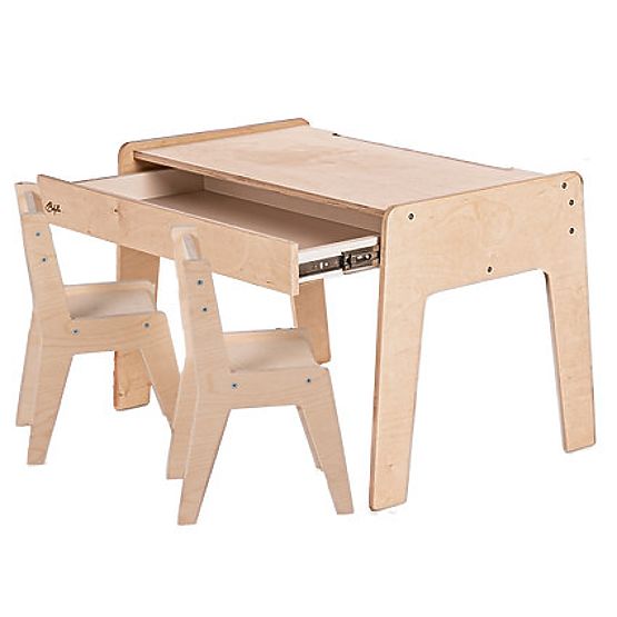 Set da tavolo e due sedie per bambini con accessori