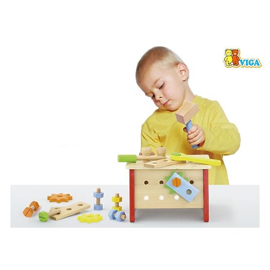 Set di costruzione in legno con strumenti