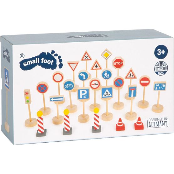 Set di segnali stradali in legno