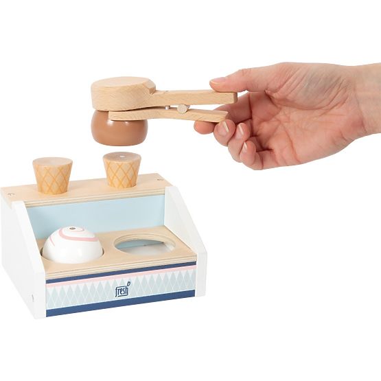 small foot Banco del gelato Fresh