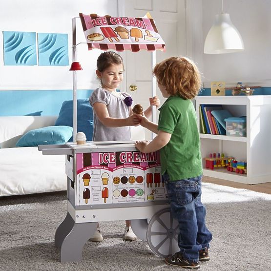 Stand con gelato e rinfreschi 2in1