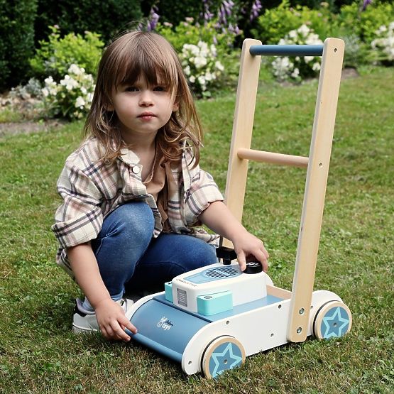 Tosaerba in legno con suono Adam Toys