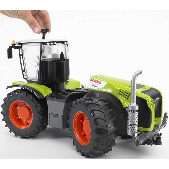 Trattore Bruder CLAAS Xerion