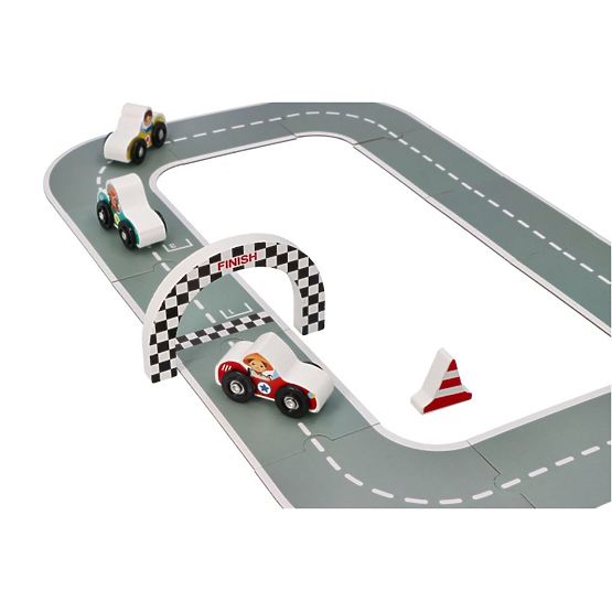 Una pista da corsa in un baule