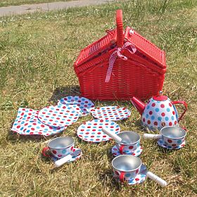 Bigjigs Toys Set da tè a pois nel cesto da picnic, Bigjigs Toys