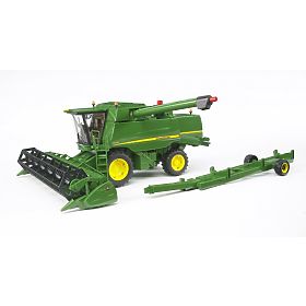 Bruder Mietitrebbia JOHN DEERE T670i