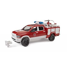 Bruder RAM 2500 Camion dei Pompieri con Faro Luminoso e Sonoro