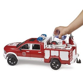 Bruder RAM 2500 Camion dei Pompieri con Faro Luminoso e Sonoro
