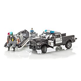 Bruder RAM Auto della Polizia con Barca e Due Personaggi