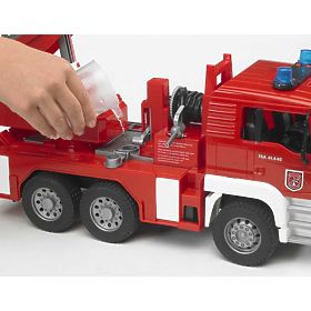 Camion dei pompieri Bruder MAN 1:16