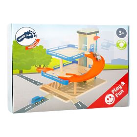 small foot Garage in legno a più piani con ascensore